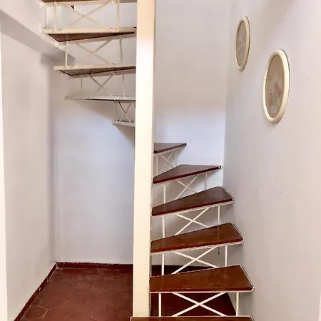 Astraea بيت للعطل *